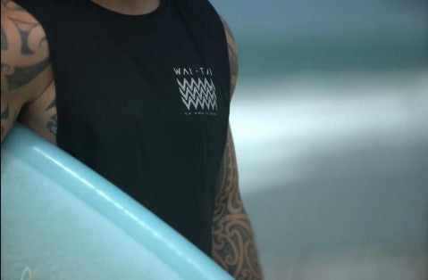 Wai-Tai Black Kaitiaki Muscle Top