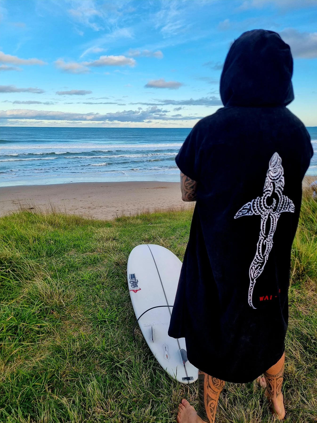 Wai-Tai Kaitiaki Premium Hooded Towel