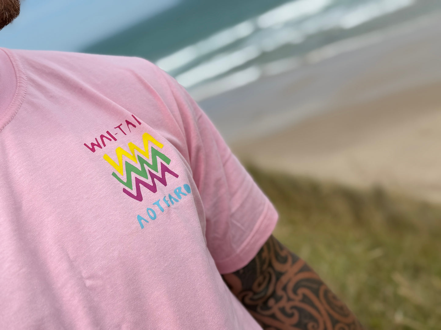 Ono Whitu 2.0 Unisex Tee in Pink