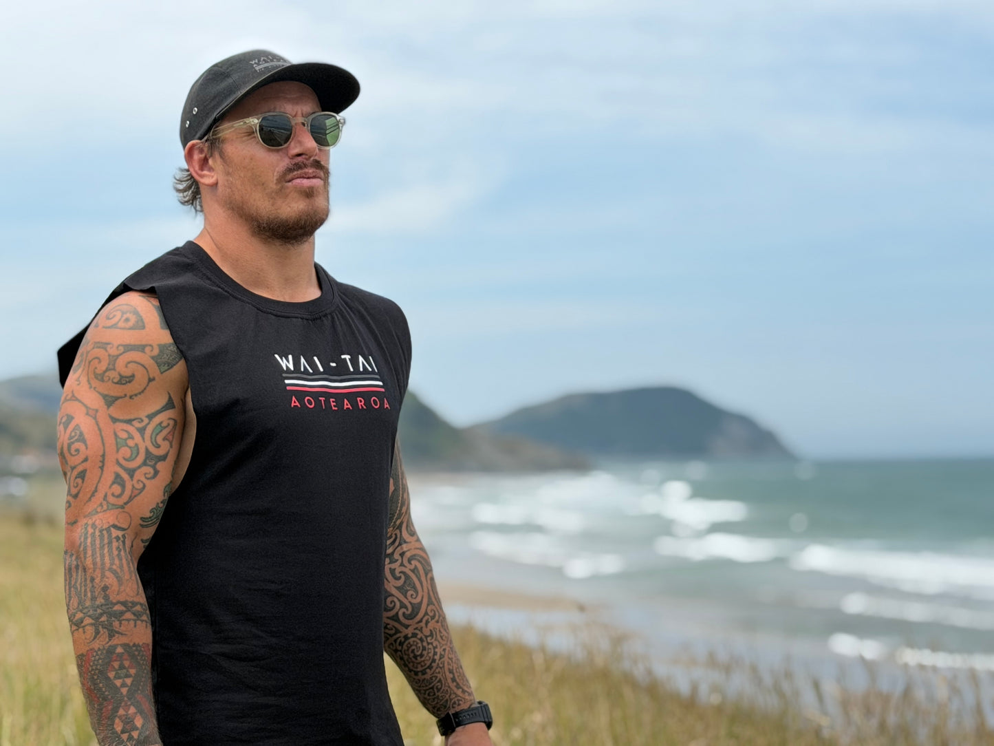 Wai-Tai Aotearoa Tipua Heavyweight Blackout Unisex Muscle