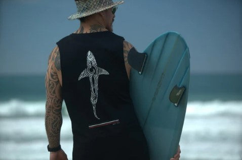 Wai-Tai Black Kaitiaki Muscle Top