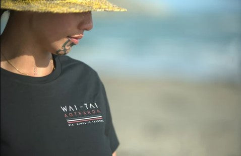Wai-Tai Womens Black Tohu Tee